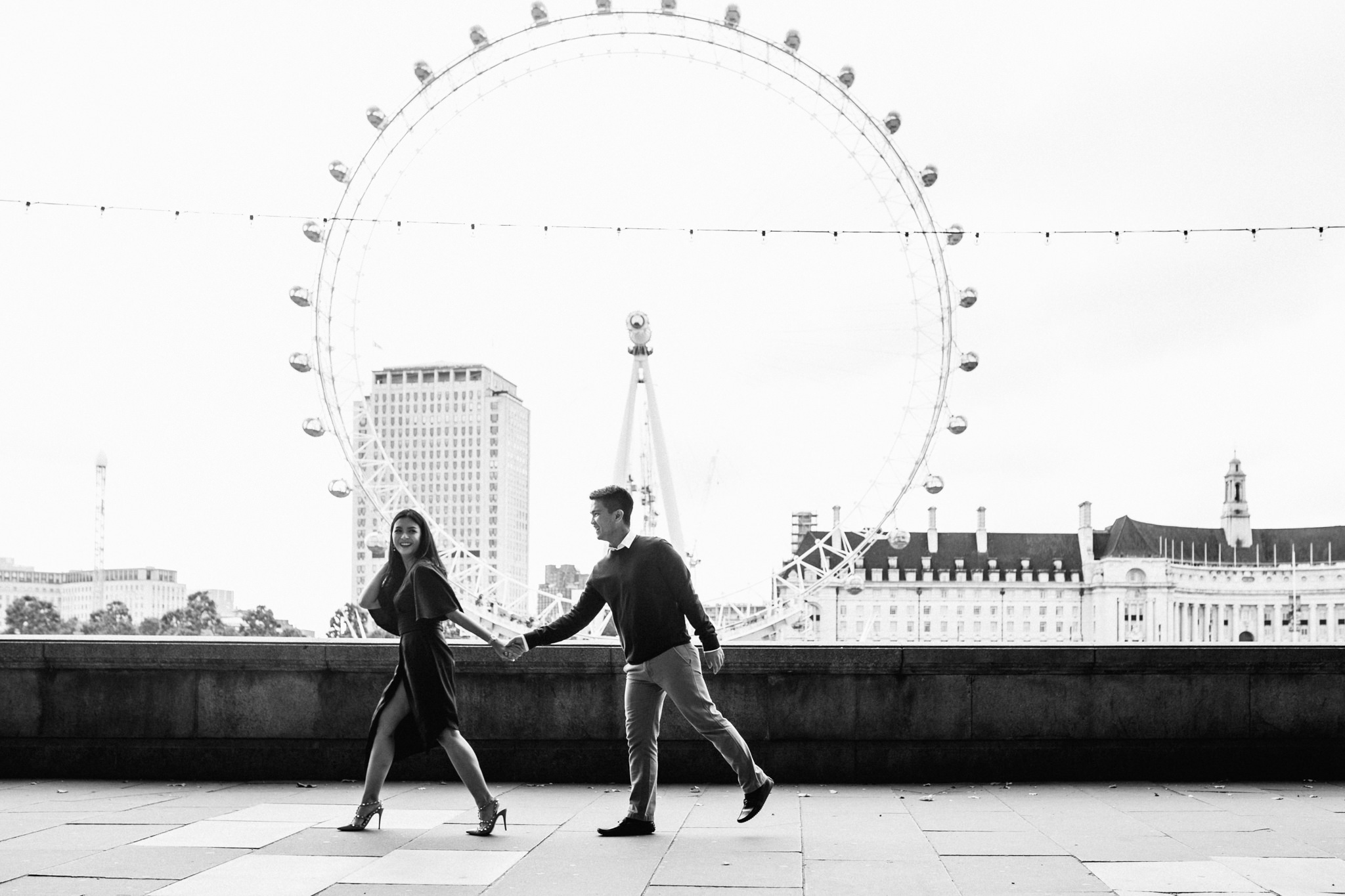 london engagement couples shoot at london eye and wesminster asian couple