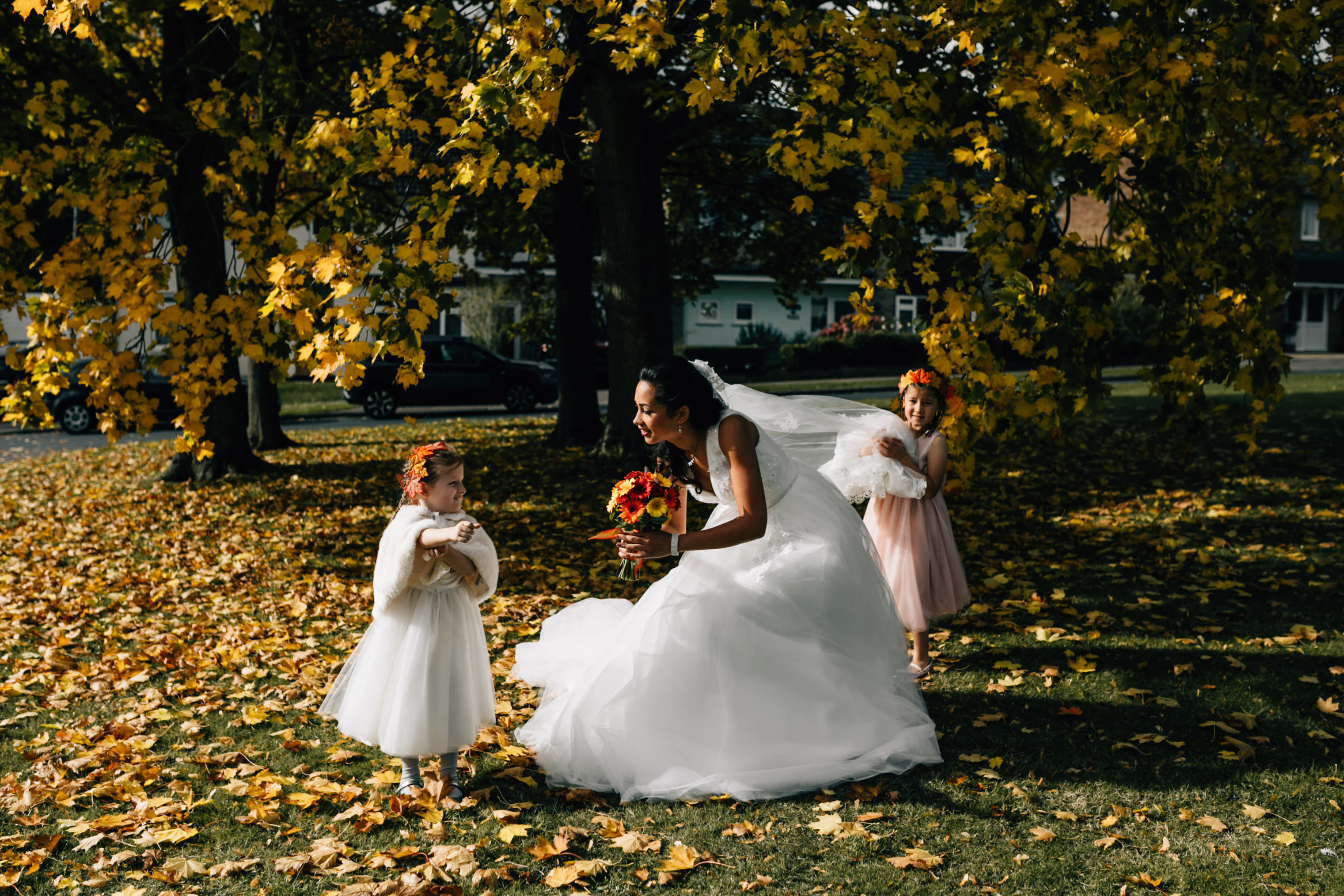 fun quirky london wedding photographer autumun bridesmaids bouquet flower girls