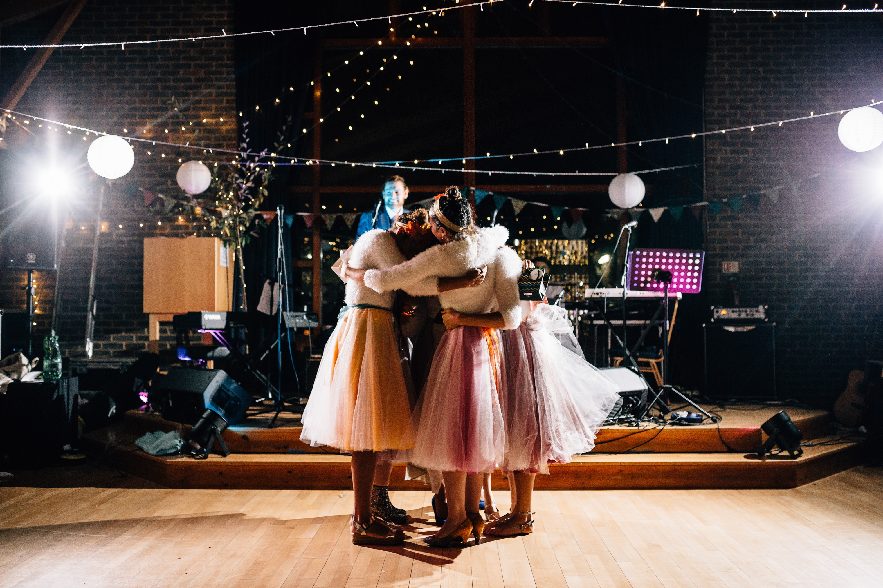 quirky fun autumn wedding in london wedding photographer documentary style first dance