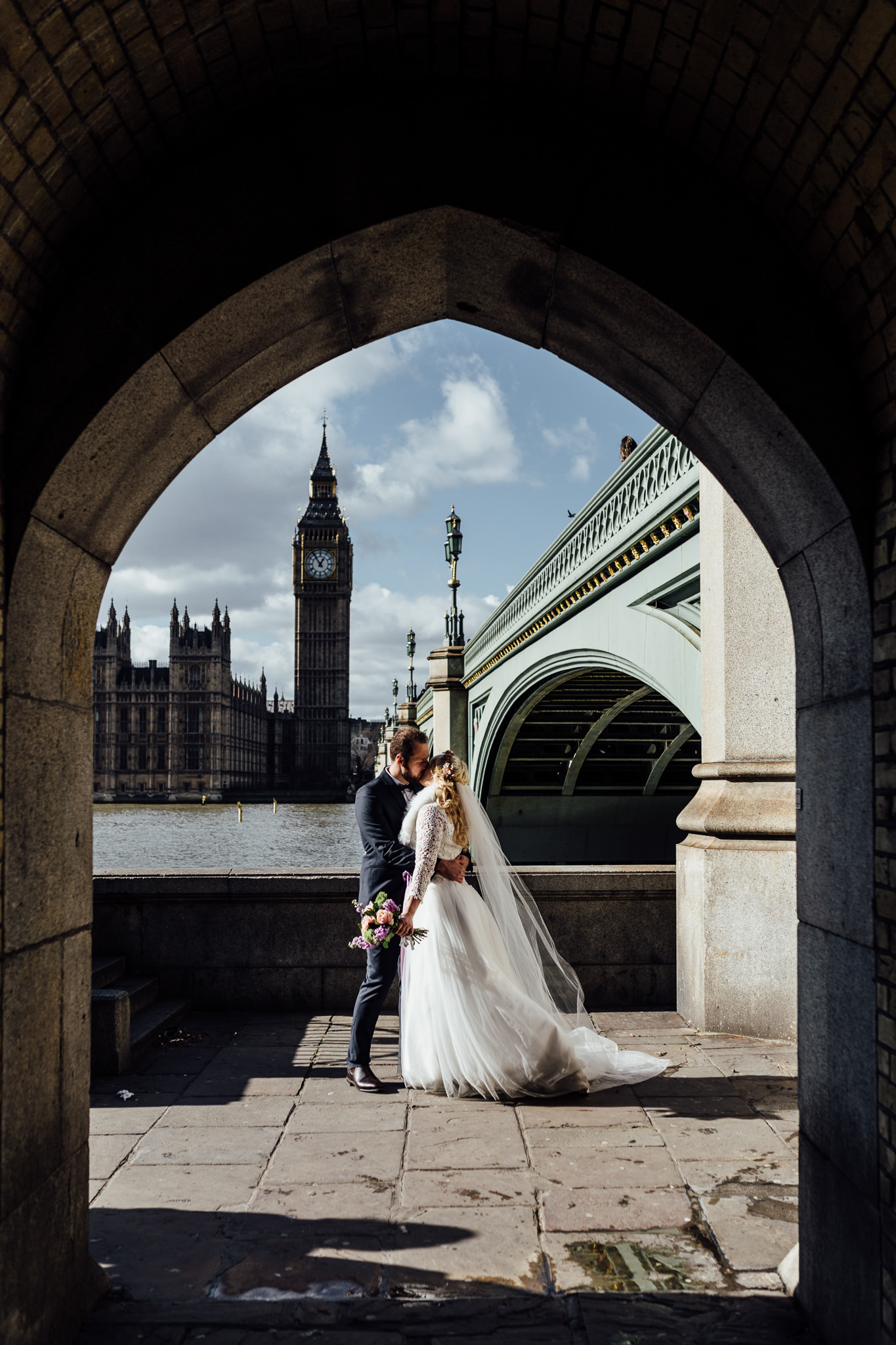 elopement photographer london big ben