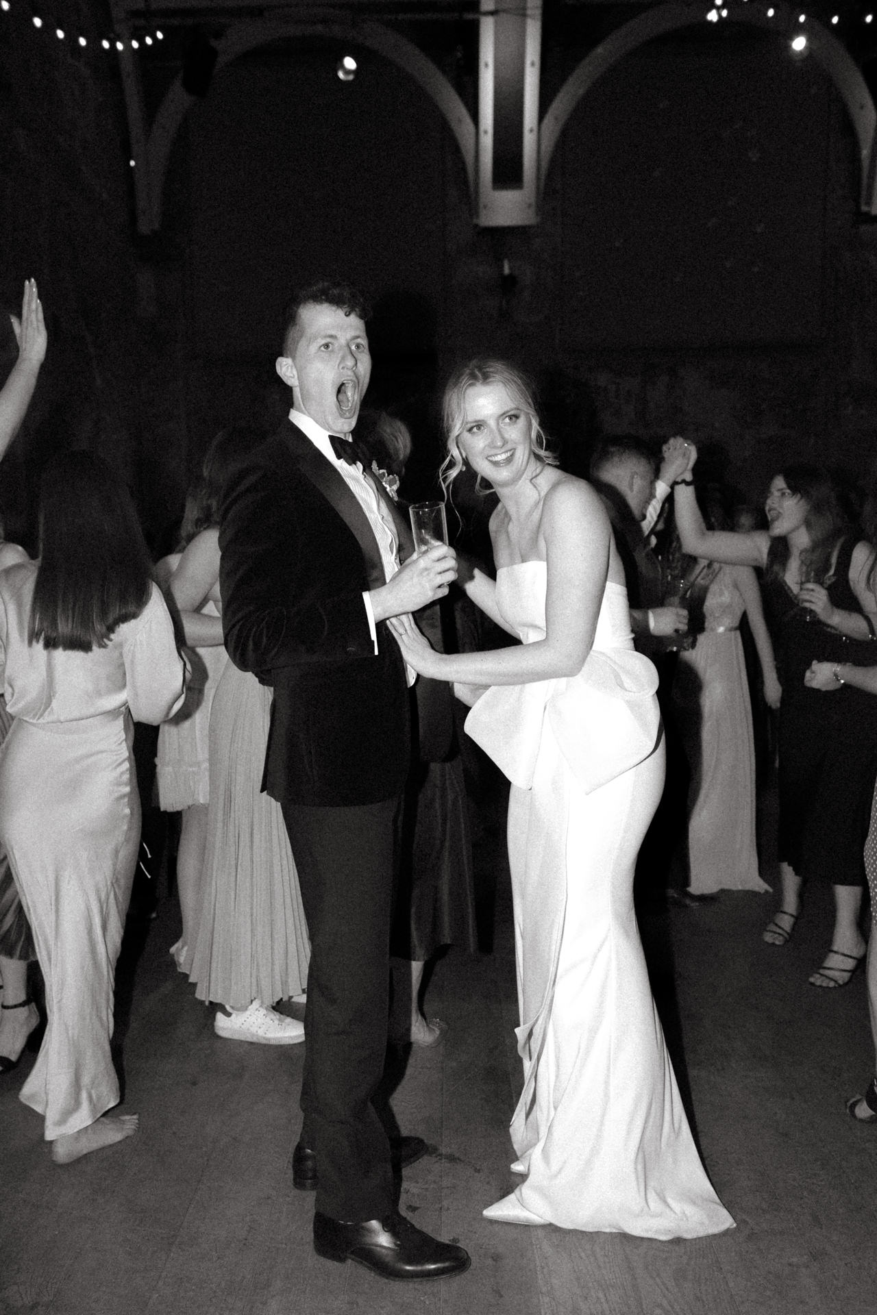 london documntary wedding photography with flash