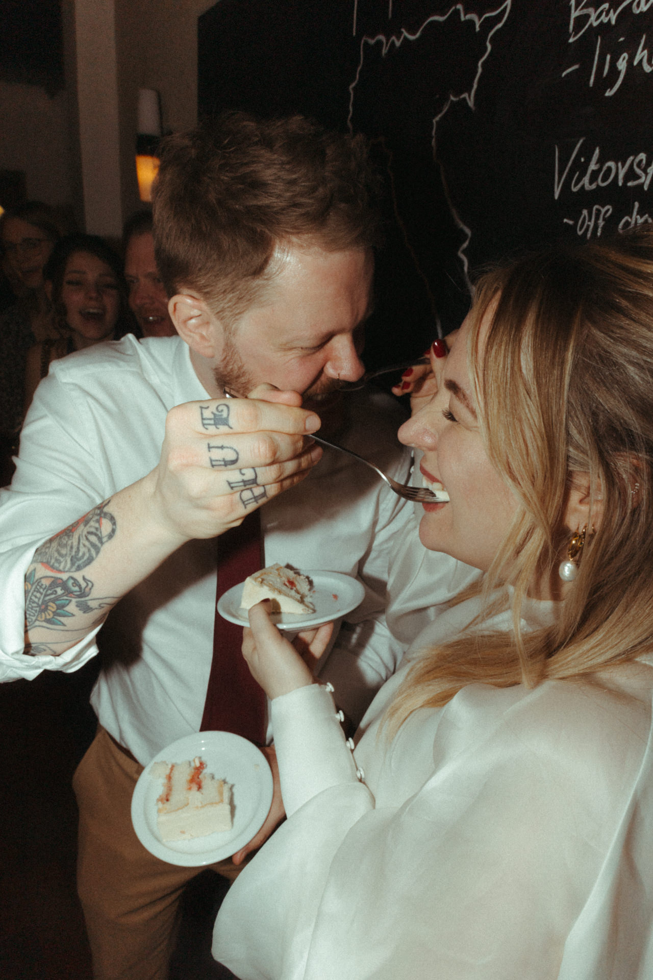 wedding photography with flash documentary style london